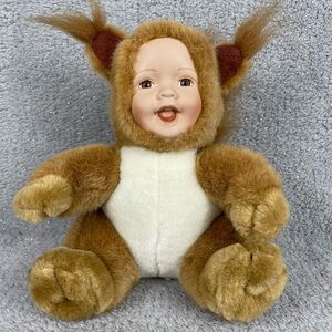 Show stopper babes in the wild squirrell